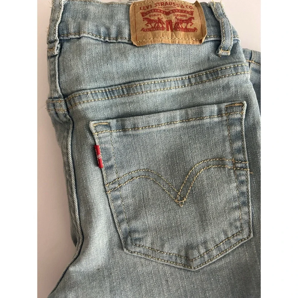 Levis product pair